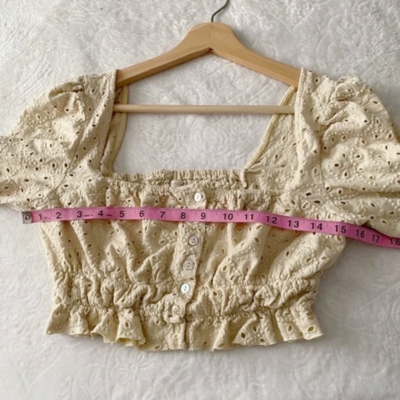 Urban Outfitters Eyelet Lace Cropped Button Down Top - Picture 7 of 11